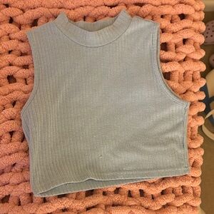 Sleeveless Ribbed Knit Top - Light Gray